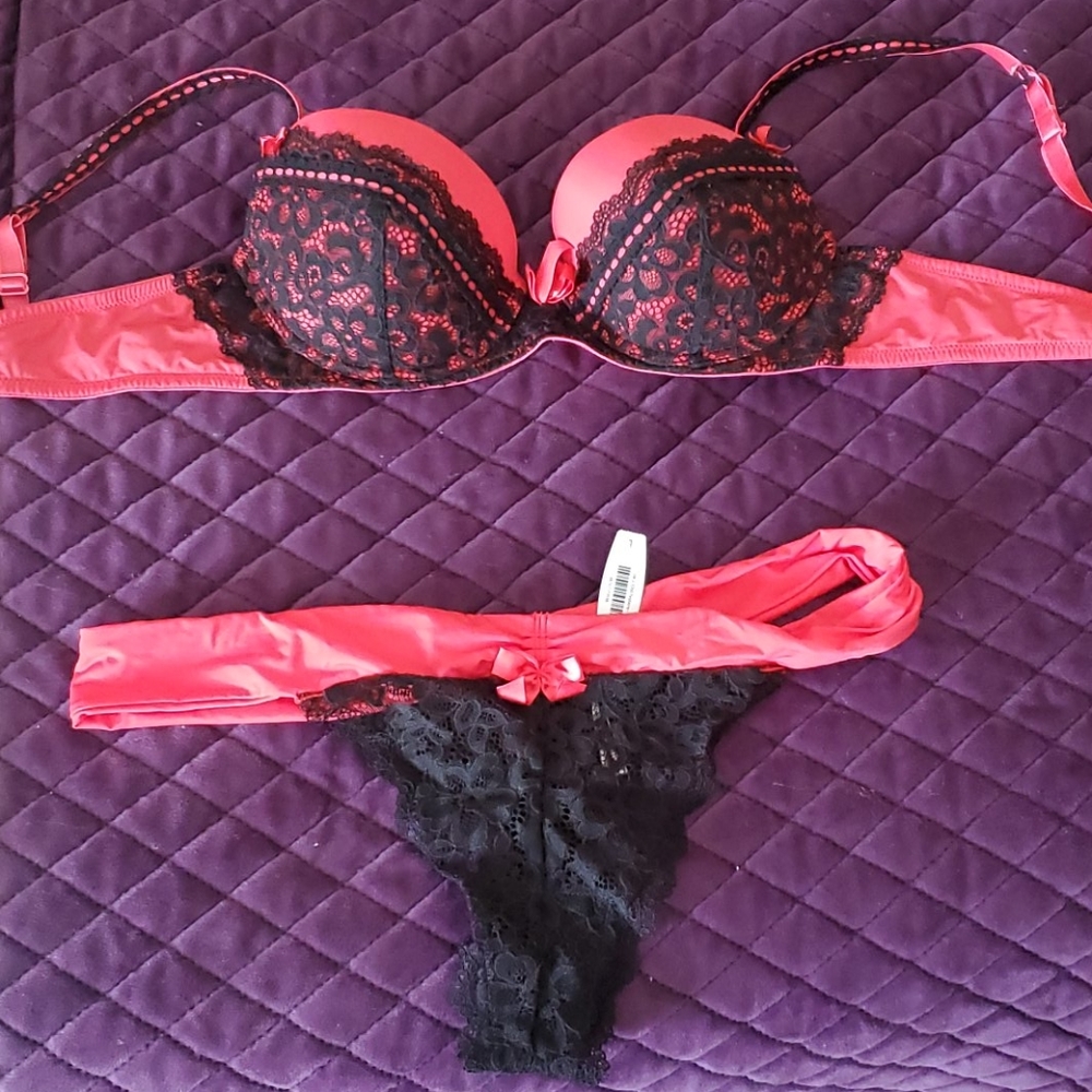 Adore Me Demi push up bra and thong set